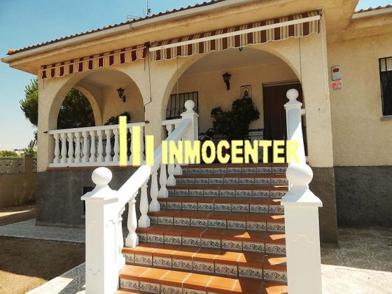 Foto 1 de Xalet en venda a Fuensalida de 3 habitacions amb terrassa i piscina