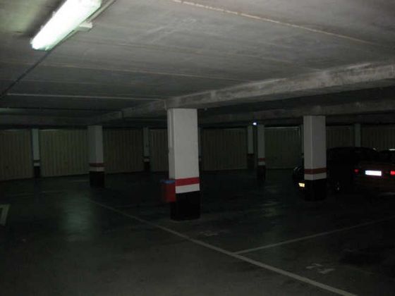 Foto 2 de Garaje en alquiler en calle Sodupe Goiko de 16 m²