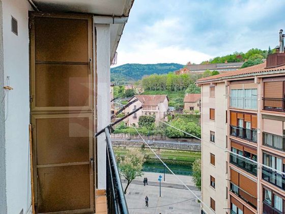 Foto 1 de Pis en venda a Iztieta - Olibet de 2 habitacions amb balcó i calefacció