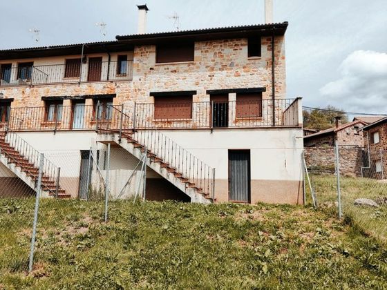 Foto 1 de Casa en venda a calle Verdeña de 3 habitacions amb terrassa i garatge