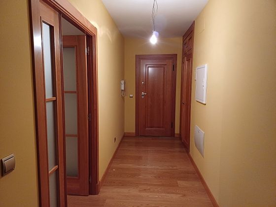 Foto 2 de Pis en venda a Centro - Palencia de 4 habitacions amb garatge i balcó