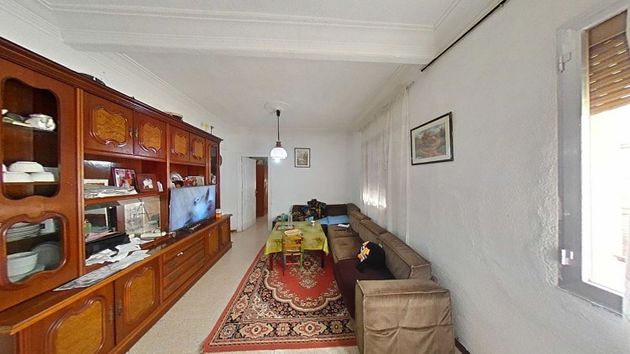 Foto 1 de Piso en venta en Adurtza - Aretxabaleta de 4 habitaciones con calefacción y ascensor