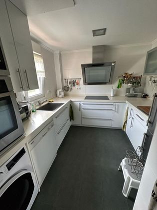 Foto 2 de Dúplex en venta en Legutiano de 2 habitaciones con terraza y garaje