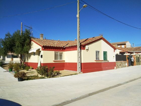 Foto 1 de Xalet en venda a calle Marquesa de Villachica de 3 habitacions amb terrassa i garatge