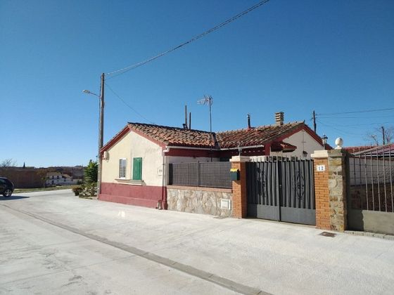 Foto 2 de Xalet en venda a calle Marquesa de Villachica de 3 habitacions amb terrassa i garatge