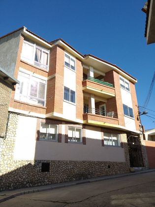 Foto 1 de Pis en venda a calle Oviedo de 4 habitacions amb terrassa i garatge