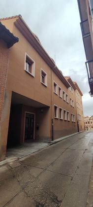 Foto 2 de Pis en venda a calle Castillos de 3 habitacions amb calefacció