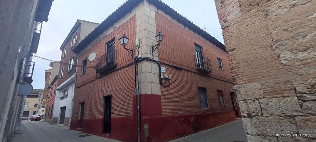 Foto 2 de Xalet en venda a calle Sombrereros de 3 habitacions amb terrassa i piscina