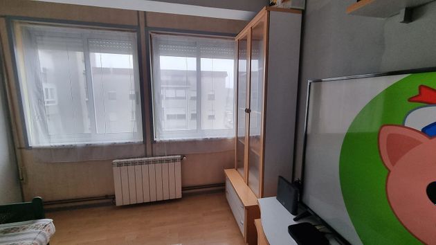 Foto 1 de Pis en venda a Muriedas de 3 habitacions amb terrassa i calefacció