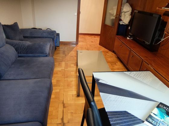 Foto 1 de Alquiler de piso en Iturrama de 4 habitaciones con muebles y calefacción