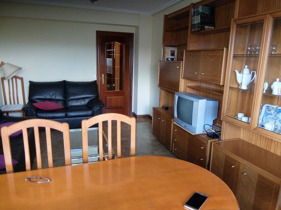 Foto 2 de Pis en lloguer a Ermitagaña - Mendebaldea de 3 habitacions amb terrassa i mobles
