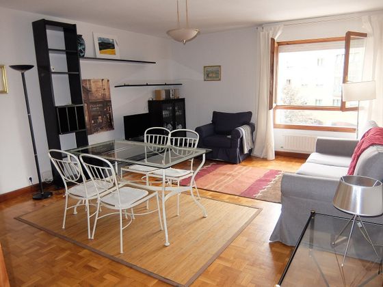 Foto 1 de Alquiler de piso en Ermitagaña - Mendebaldea de 3 habitaciones con garaje y muebles