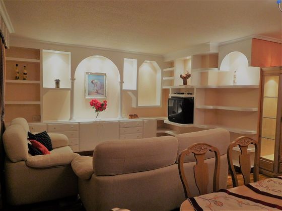 Foto 1 de Alquiler de piso en Zizur Mayor/Zizur Nagusia de 2 habitaciones con garaje y muebles