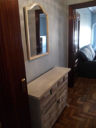 Foto 2 de Alquiler de piso en Barañain de 3 habitaciones con muebles y calefacción