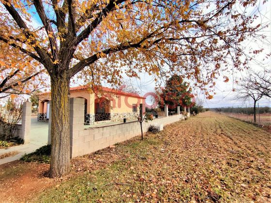 Foto 2 de Casa rural en venda a Valdepeñas de 2 habitacions amb terrassa i garatge