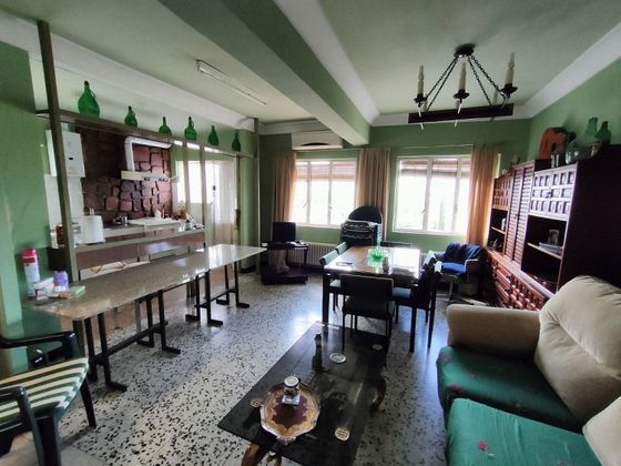 Foto 2 de Casa rural en venda a Valdepeñas de 12 habitacions amb terrassa