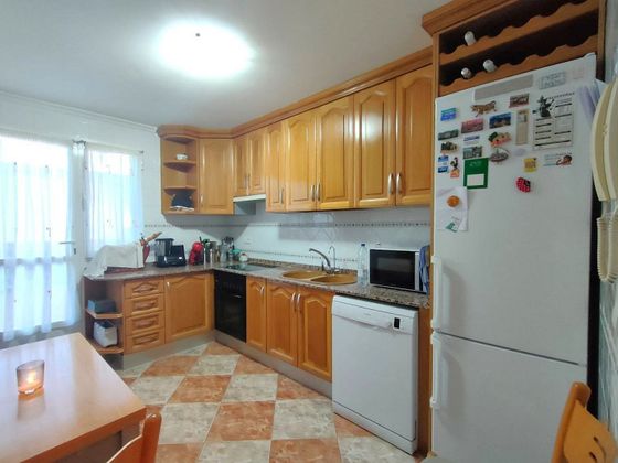 Foto 2 de Casa en venda a Valdepeñas de 4 habitacions amb terrassa i garatge