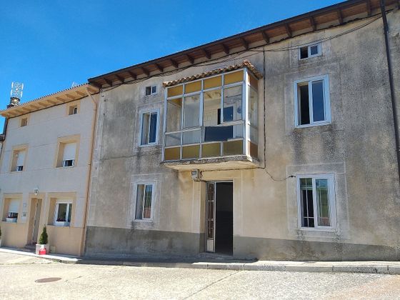 Foto 1 de Casa en venda a Basconcillos del Tozo de 4 habitacions amb garatge