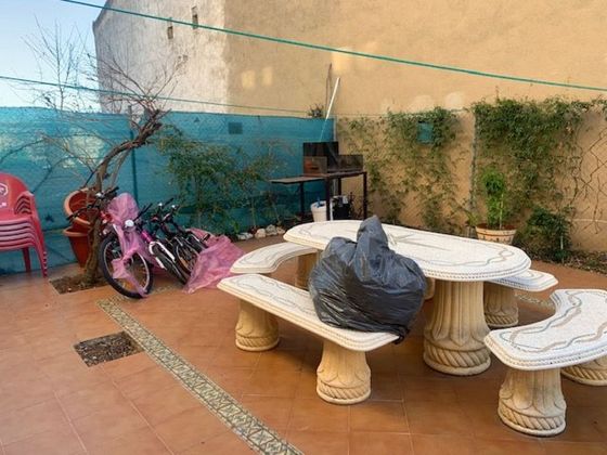 Foto 2 de Casa en venda a Yunquera de Henares de 4 habitacions amb terrassa i jardí