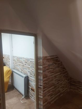 Foto 2 de Casa adossada en venda a Puebla de Beleña de 3 habitacions amb calefacció