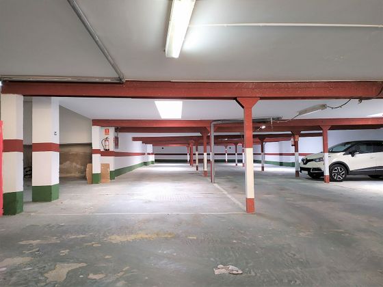 Foto 2 de Garaje en venta en Numancia - San Fernando de 767 m²