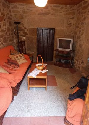 Foto 2 de Venta de casa rural en Ledesma de 4 habitaciones con balcón