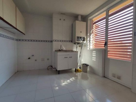 Foto 1 de Piso en venta en Tejares -Chamberí - Alcades de 2 habitaciones con garaje y calefacción