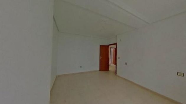 Foto 2 de Venta de piso en Alba de Tormes de 5 habitaciones con ascensor