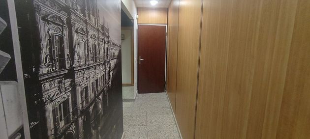 Foto 1 de Venta de oficina en Centro - Salamanca con calefacción y ascensor