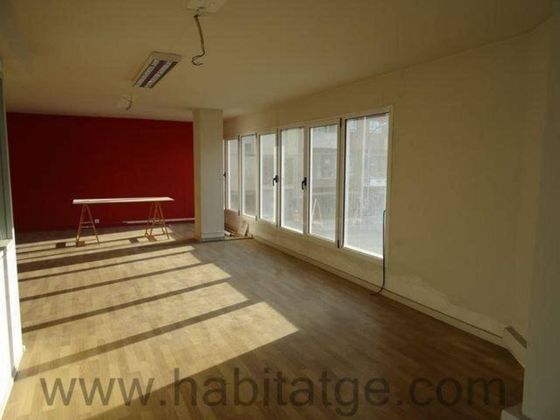 Foto 2 de Oficina en alquiler en Remei-Montseny-La Guixa de 70 m²