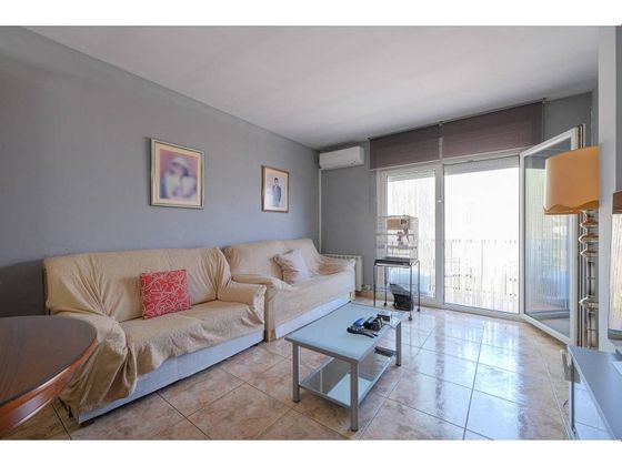 Foto 1 de Piso en venta en Manlleu de 3 habitaciones con garaje y balcón
