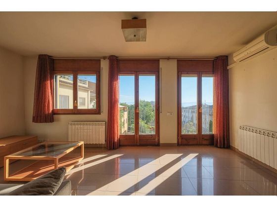 Foto 1 de Dúplex en venda a Santa Eulàlia de Riuprimer de 3 habitacions amb terrassa i balcó