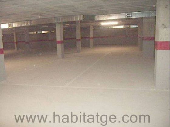 Foto 1 de Garatge en venda a Santa Clara-Caputxins-Hospital de 12 m²