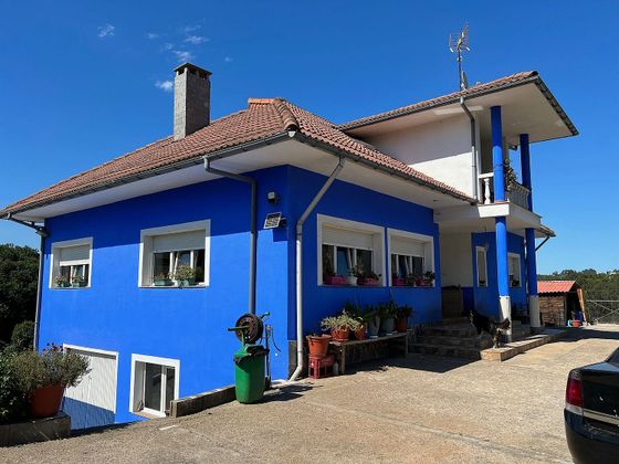 Foto 1 de Casa en venda a calle Lugar Pruvia de Arriba de 4 habitacions amb terrassa i garatge
