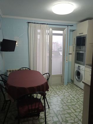 Foto 2 de Piso en venta en Beraun - Pontika de 3 habitaciones con piscina y calefacción