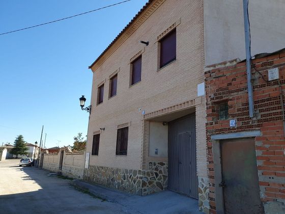Foto 1 de Piso en venta en calle Martires de 2 habitaciones con terraza y garaje