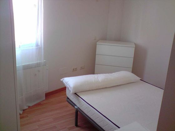 Foto 2 de Alquiler de piso en Castellanos de Moriscos de 1 habitación con garaje y muebles