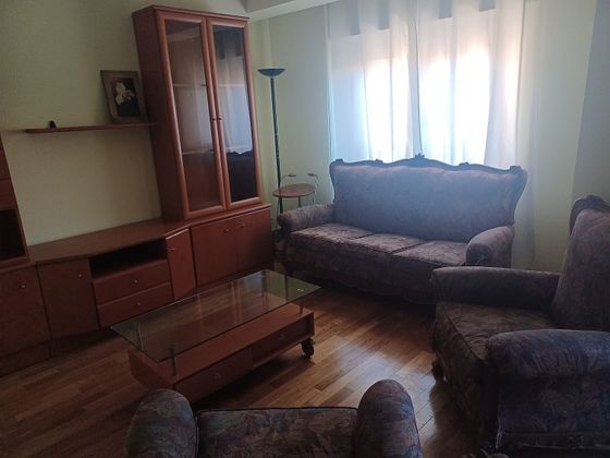 Foto 2 de Pis en lloguer a Salesas - Labradores de 2 habitacions amb mobles i calefacció