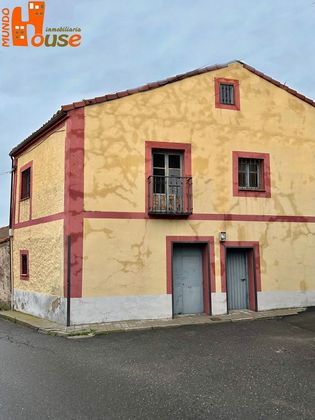Foto 1 de Casa en venda a Palazuelos de Eresma de 5 habitacions amb garatge