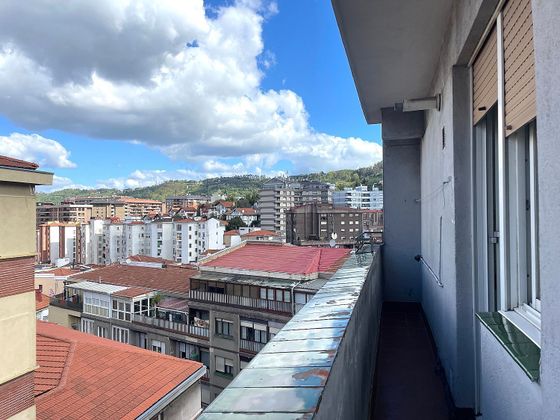 Foto 1 de Piso en venta en calle Iturribide Zeharkalea de 3 habitaciones con terraza y calefacción