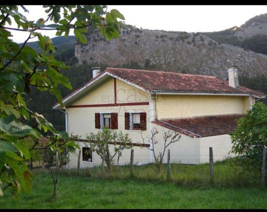 Foto 2 de Xalet en venda a Otañes - Talledo de 4 habitacions amb terrassa i garatge
