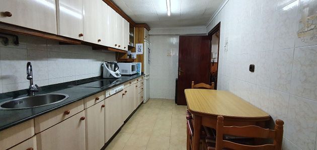 Foto 1 de Venta de piso en Astillero (El) de 2 habitaciones con muebles