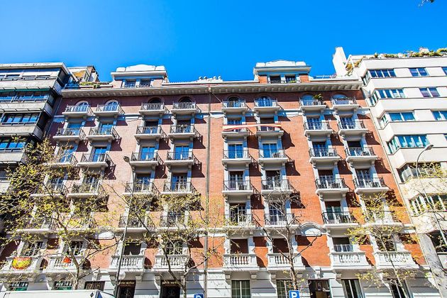 Foto 2 de Piso en venta en Castellana de 5 habitaciones con balcón y aire acondicionado