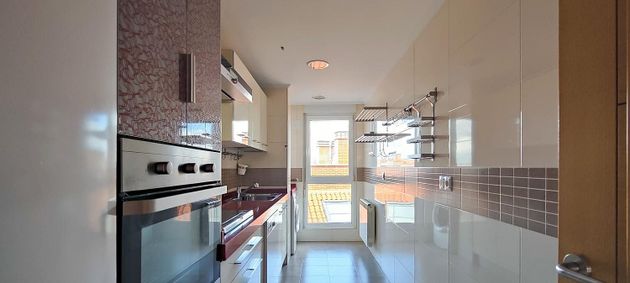 Foto 2 de Piso en venta en calle Plantío de 2 habitaciones con terraza y garaje