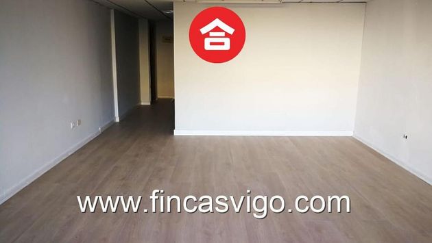 Foto 2 de Oficina en alquiler en Travesía de Vigo - San Xoán de 40 m²