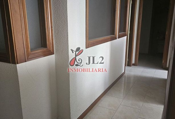 Foto 2 de Alquiler de oficina en Carmelitas - San Marcos - Campillo de 130 m²