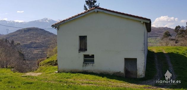 Foto 1 de Venta de casa rural en Cabrales de 1 habitación con jardín