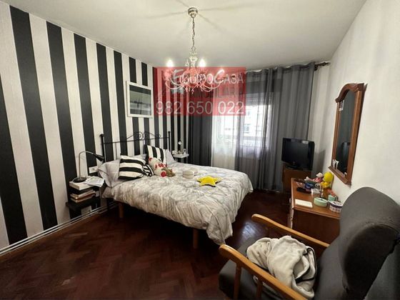 Foto 1 de Piso en venta en San Roque - As Fontiñas de 4 habitaciones con garaje y balcón
