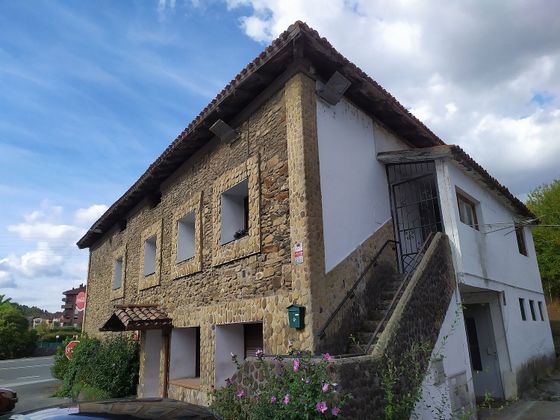 Foto 2 de Xalet en venda a Ugao-Miraballes de 16 habitacions amb terrassa i balcó