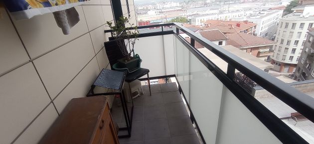 Foto 1 de Pis en venda a Sestao de 3 habitacions amb terrassa i balcó